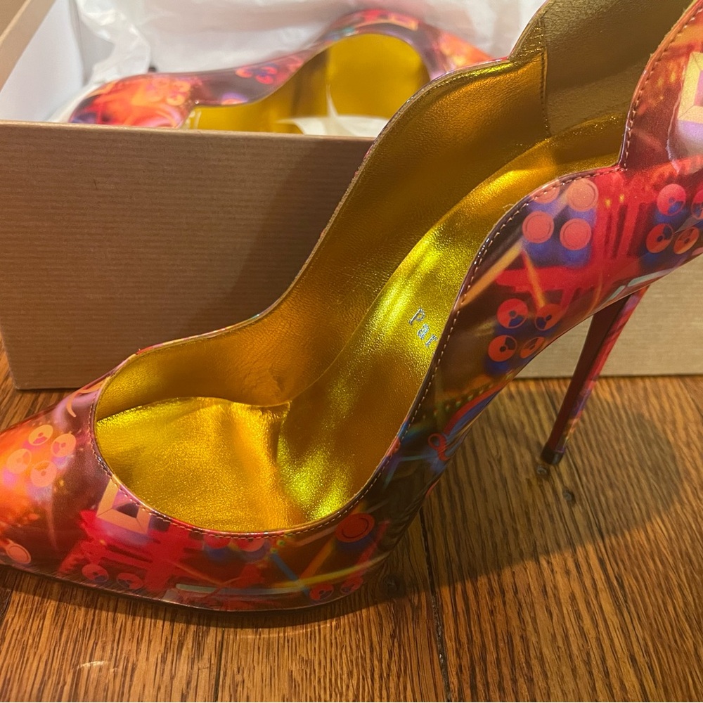 *sale** Christian Louboutin *new* Hot Chick multi disco pointy toe pump - Picture 7 of 11